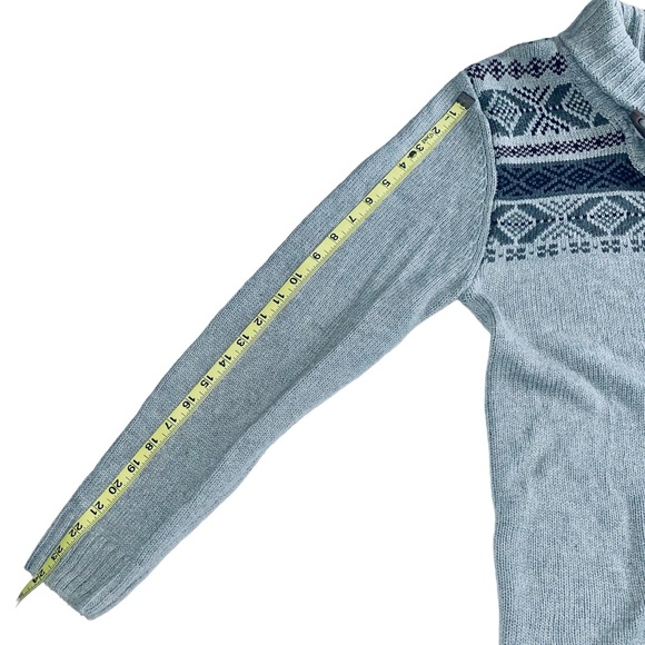 Urban Pipeline Men's Gray Cotton Long Sleeve
Pullover Knit Sweater - Picture 4 of 12